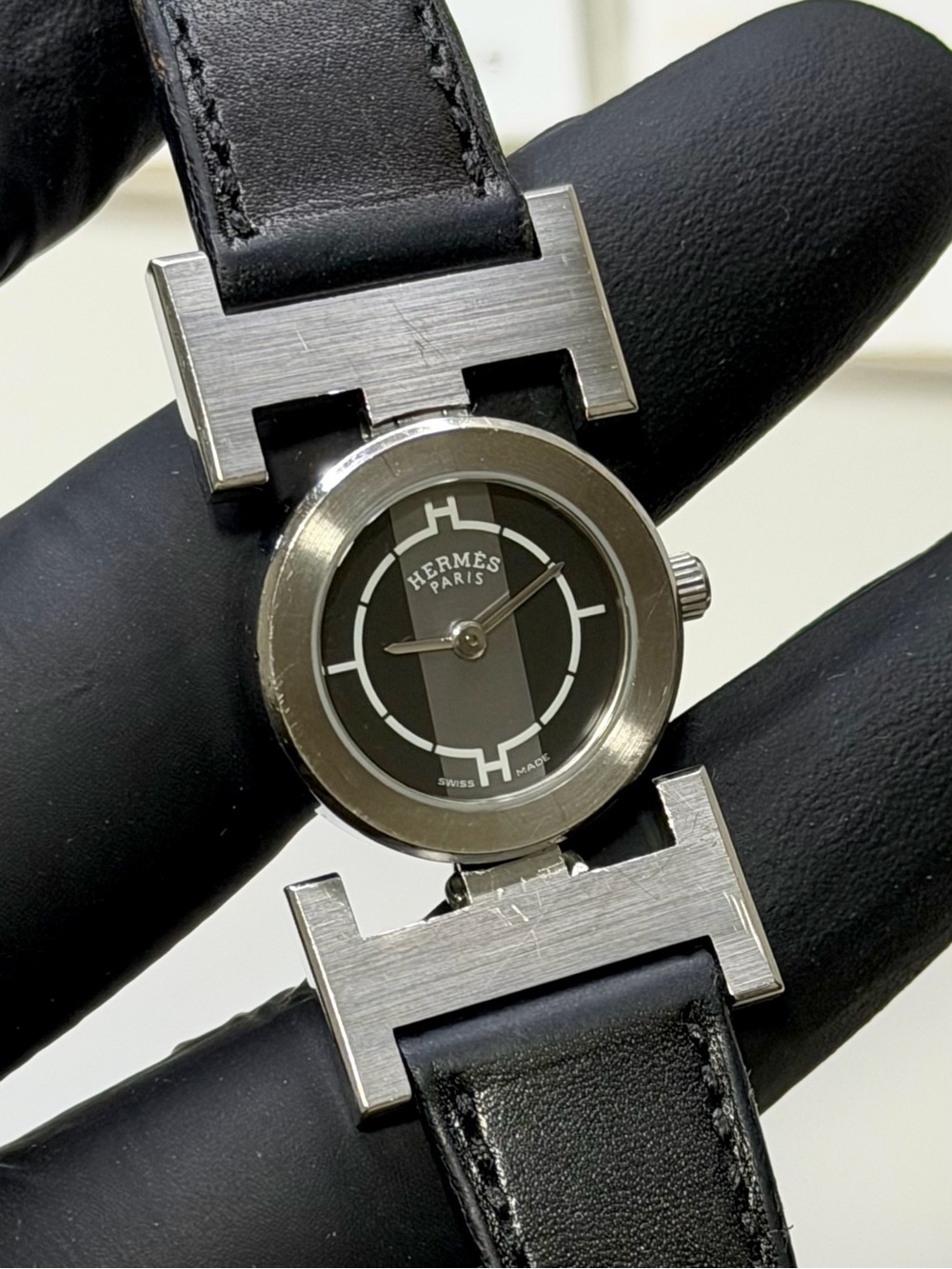 Hermès Paprika PA1.210 Textured Dial Silver SS 22mm Ladies’ Luxury Dress Watch